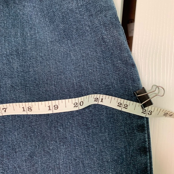 Vintage Levi Jeans - Picture 11 of 13